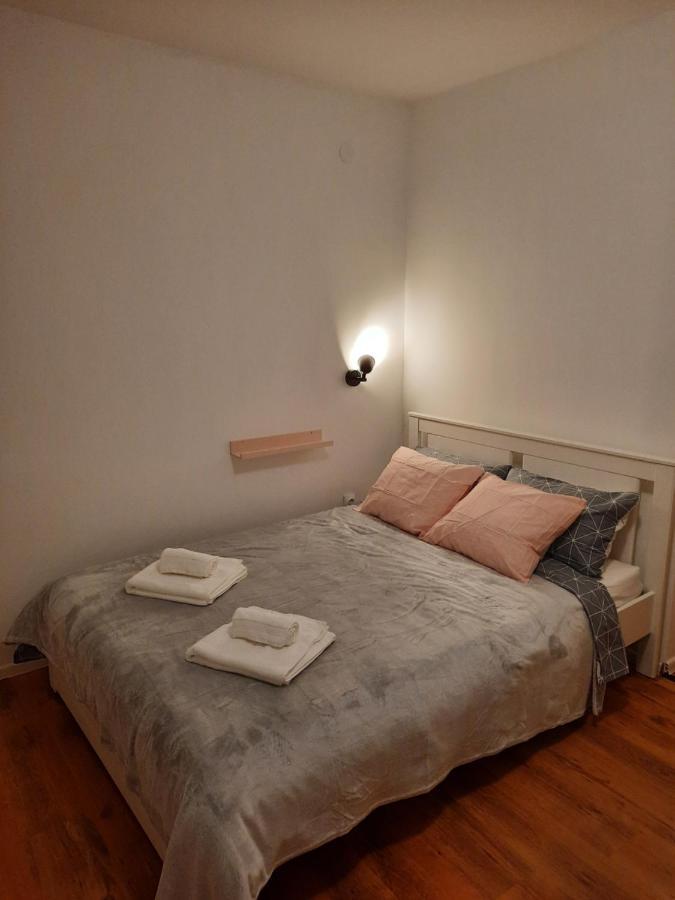 Križevci Apartmani Venium מראה חיצוני תמונה