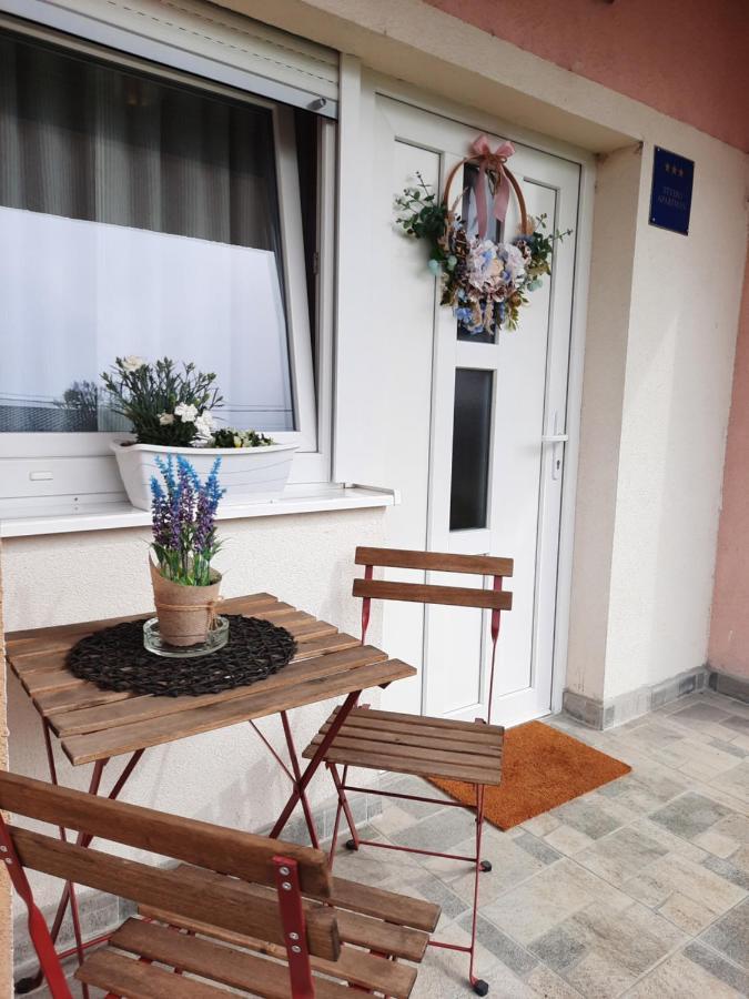 Križevci Apartmani Venium מראה חיצוני תמונה