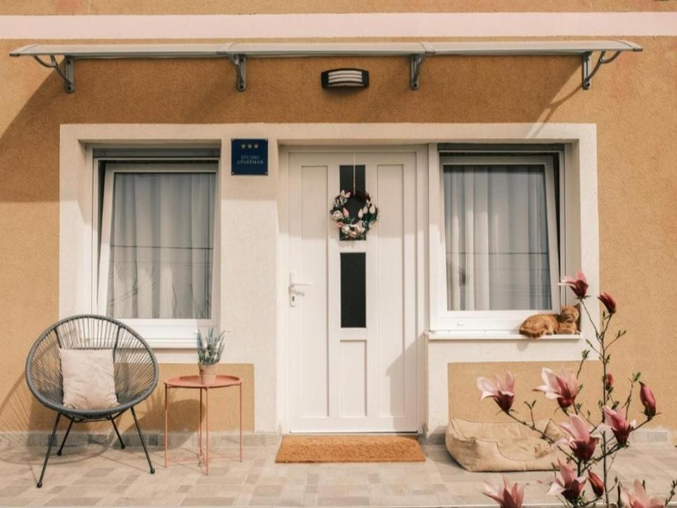 Križevci Apartmani Venium מראה חיצוני תמונה