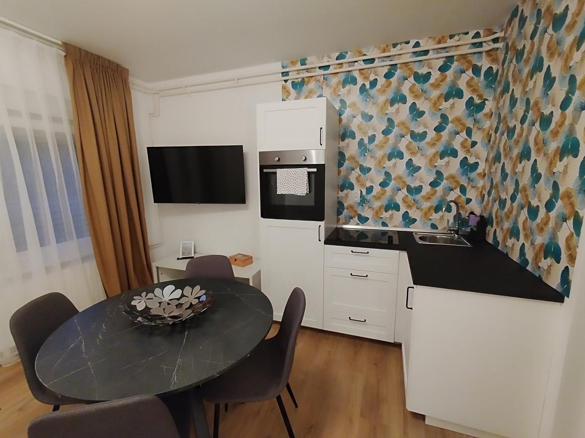 Križevci Apartmani Venium מראה חיצוני תמונה